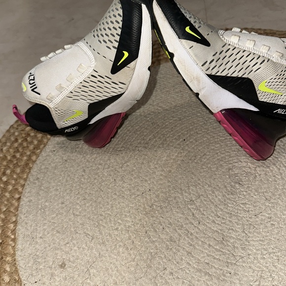 Air 270’s - Picture 6 of 7
